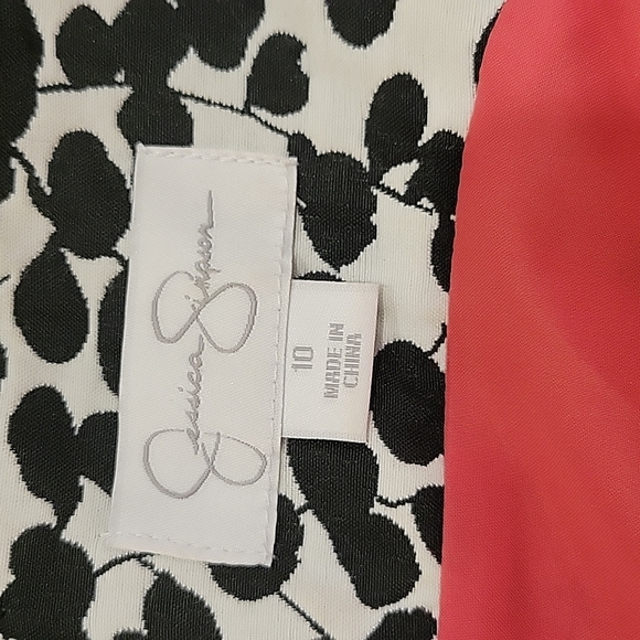 Jessica Simpson dress, black white, floral pattern, sleeveless, beading, size 10 - Picture 10 of 15